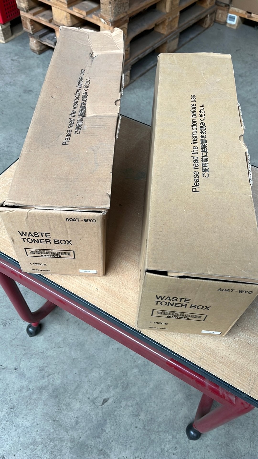 2 stuks Konica Minolta A0AT-WY0 Afvaltonerbox Origineel OEM, Onbekend, Nieuw, Konica Minolta, Ophalen of Verzenden