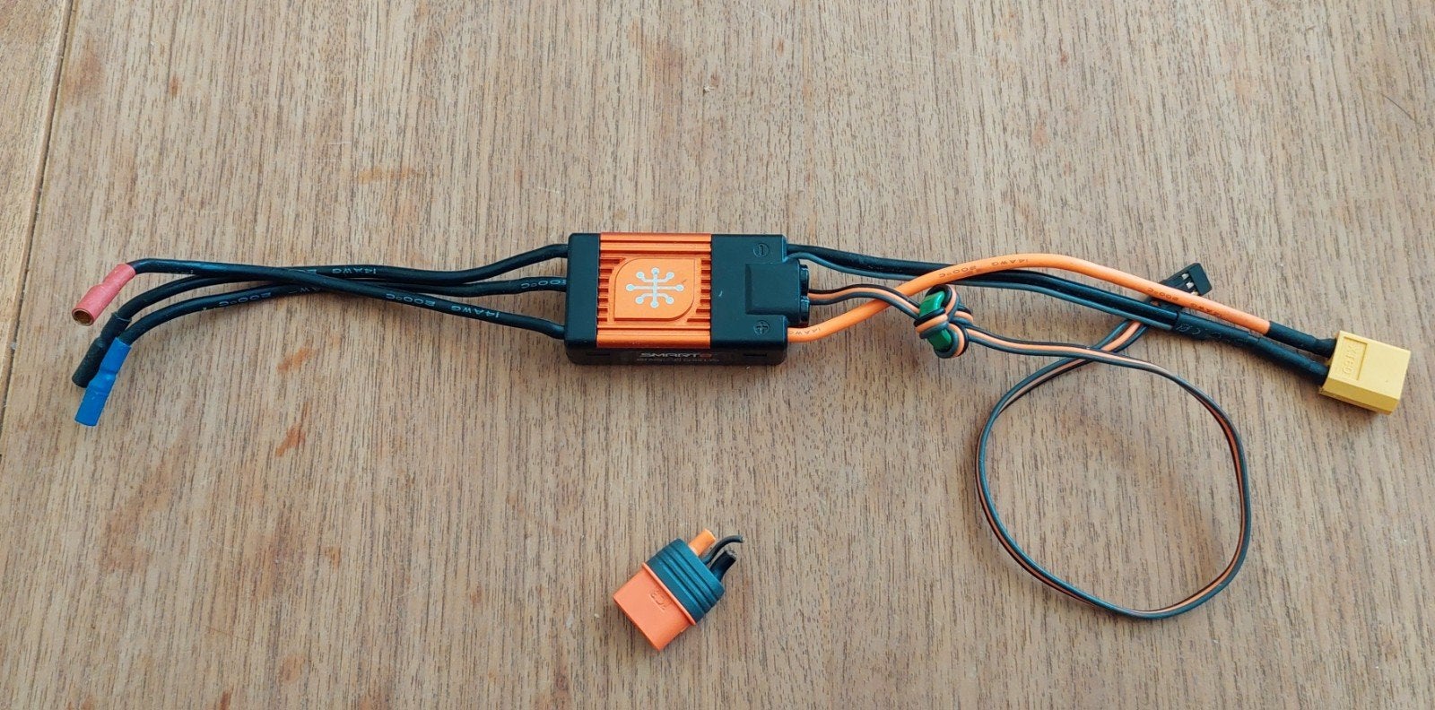 Spektrum Avian smart esc 60 amp, Hobby en Vrije tijd, Modelbouw | Radiografisch | Vliegtuigen, Ophalen