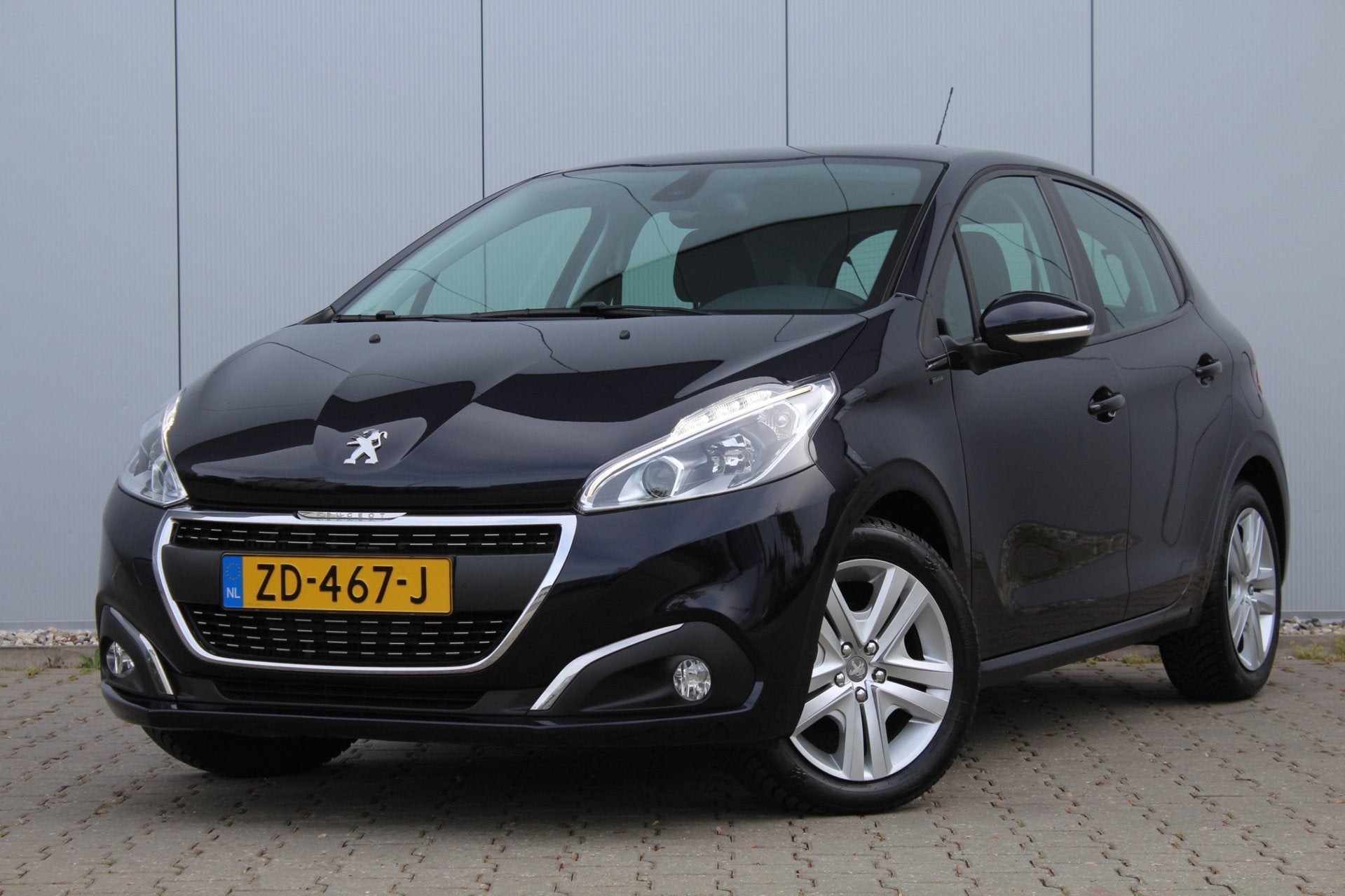 Peugeot 208 1.2 PureTech Signature | Automaat | Apple Carpla, Stof, Gebruikt, Blauw, 49 €/maand