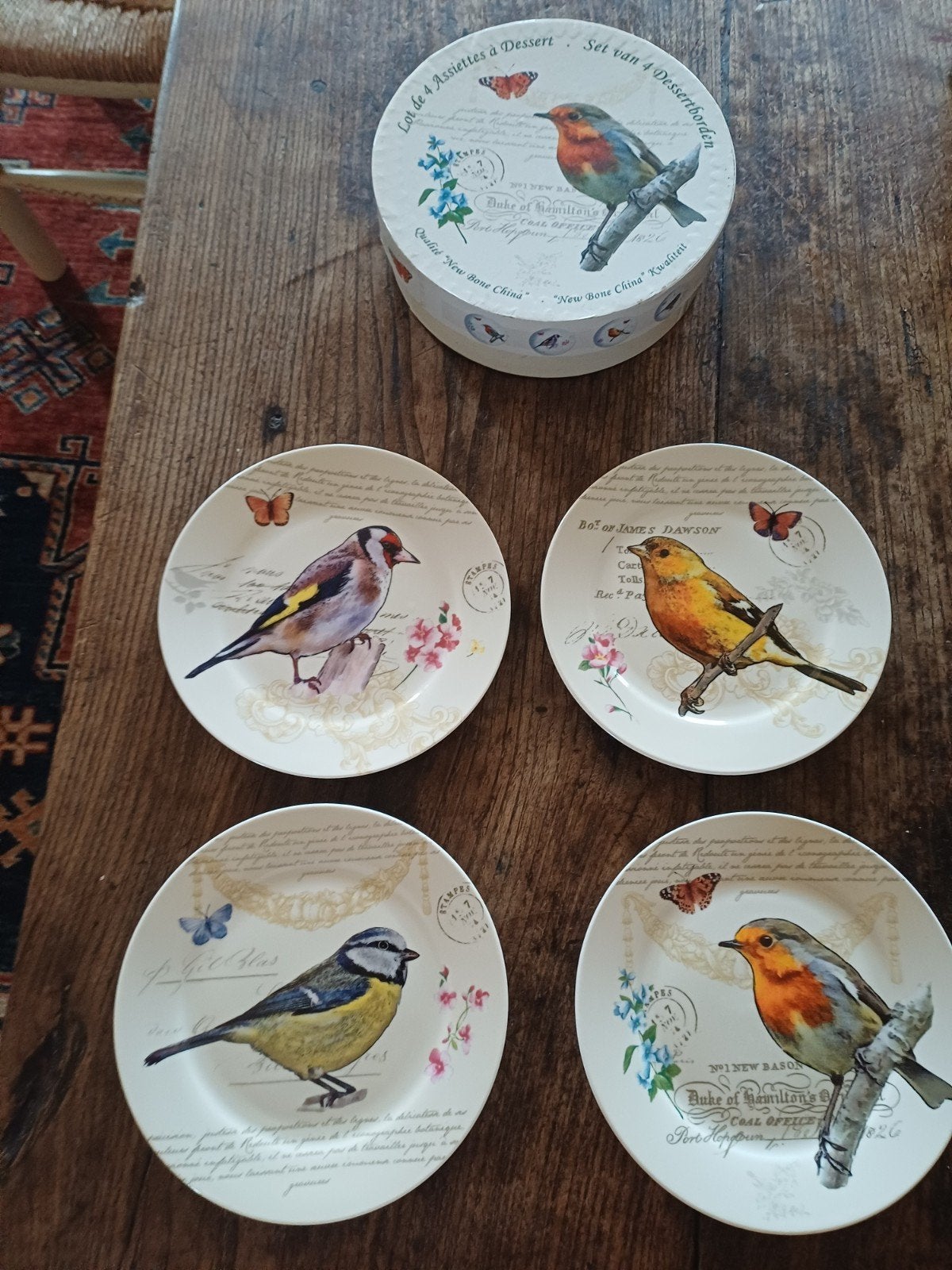 Set van 4 dessertborden met vogelprint,, Huis en Inrichting, Ophalen of Verzenden, Nieuw, Porselein, Bord(en)