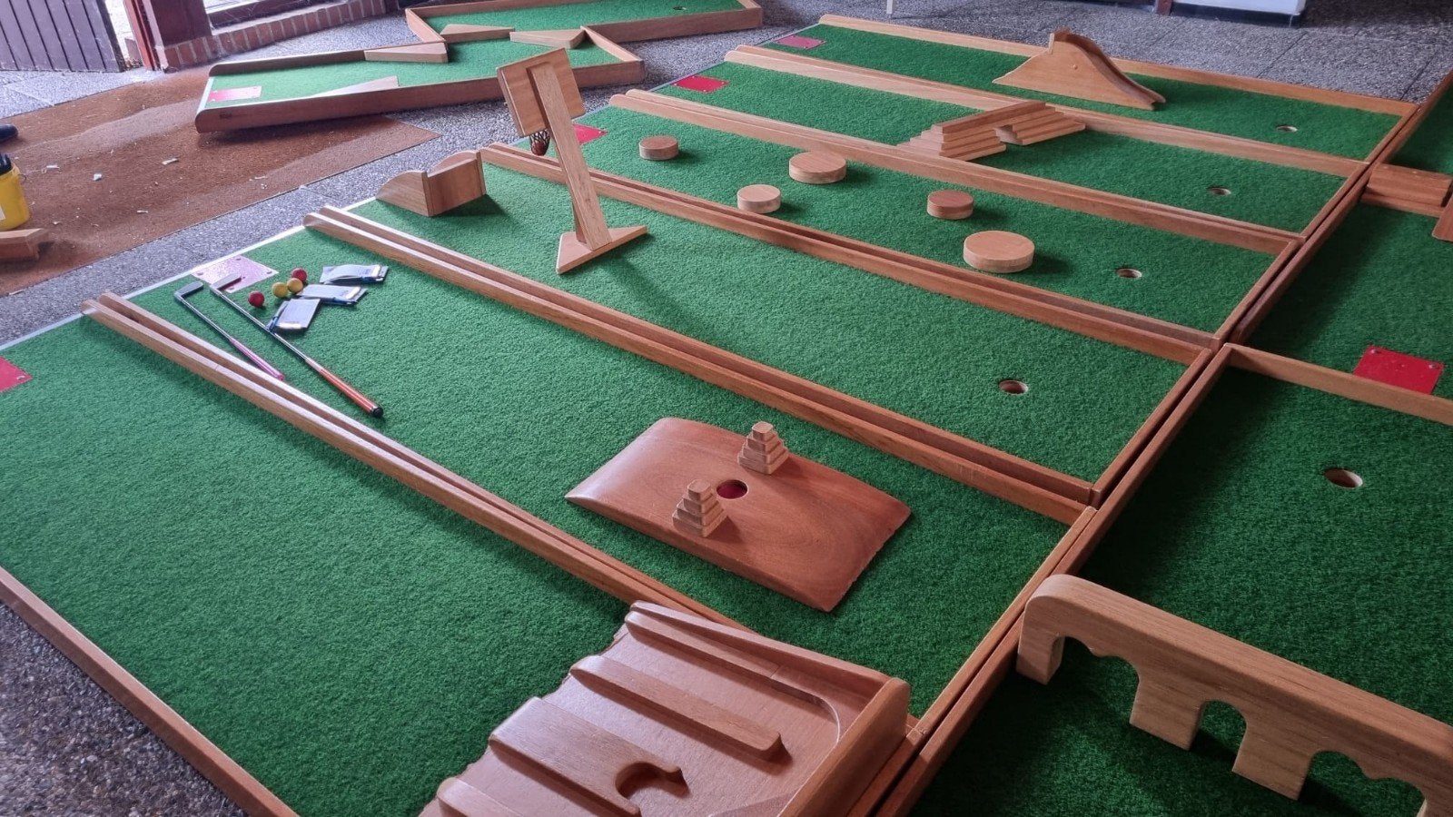 Complete Minigolfbaan Set - Perfect voor Evenementen, Ophalen, Gebruikt, Overige