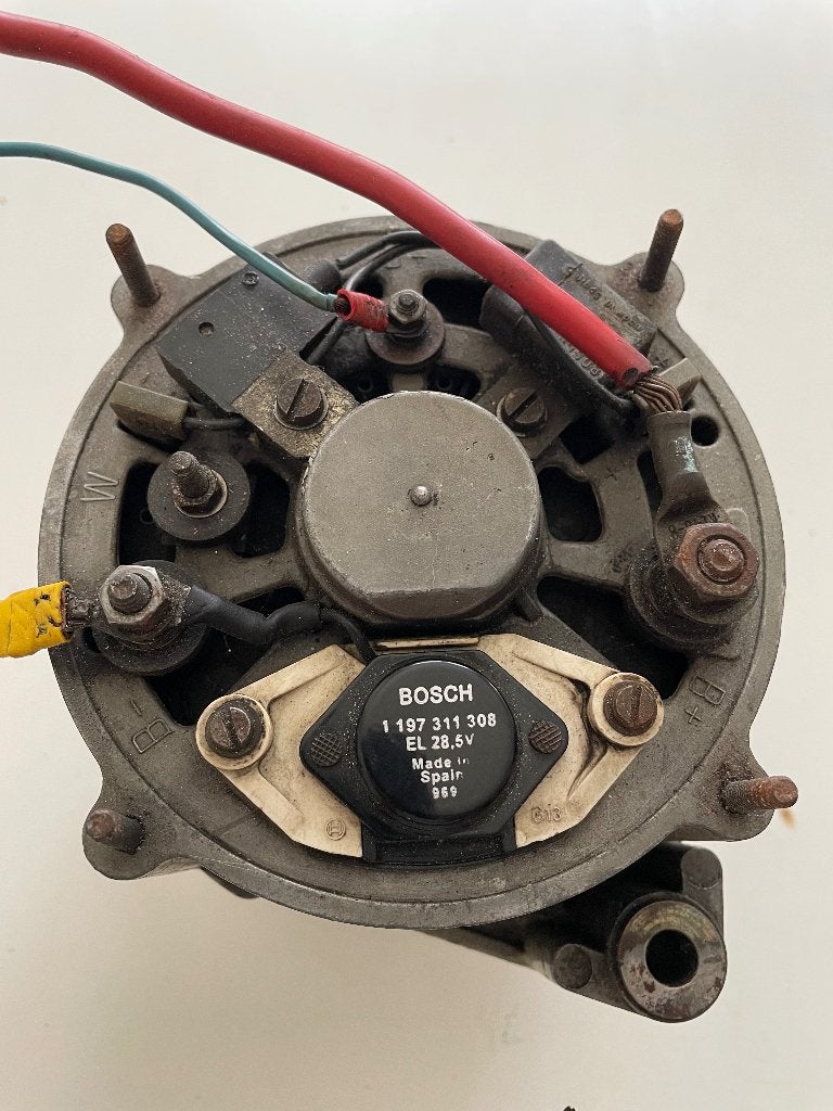 Te Koop Dynamo 24 volt, Ophalen of Verzenden, Gebruikt, Motor en Techniek