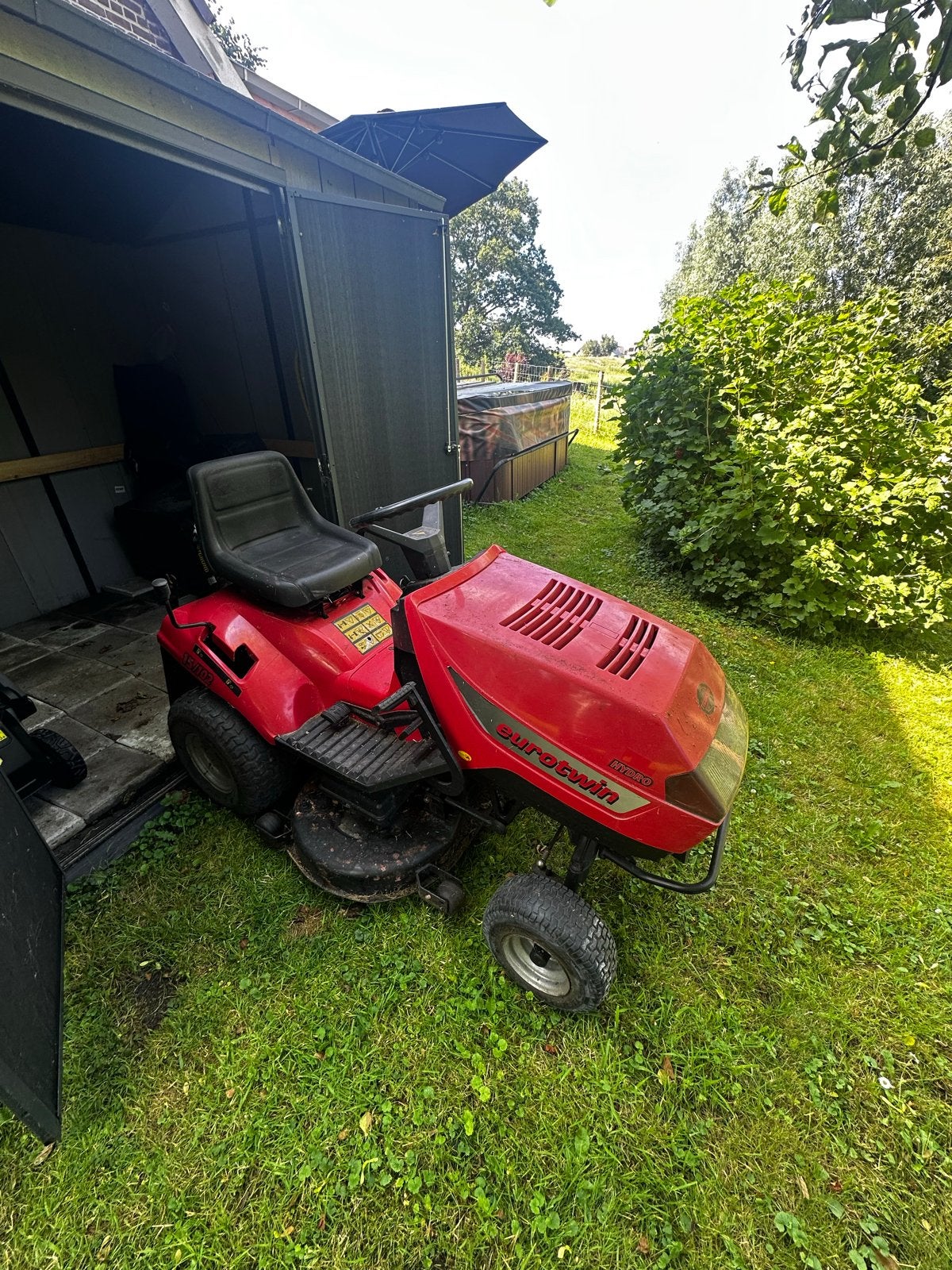 Castelgarden Eurotwin TC 102 Hydro Zitmaaier, Ophalen, Cirkelmaaier, Gebruikt, Opvangbak