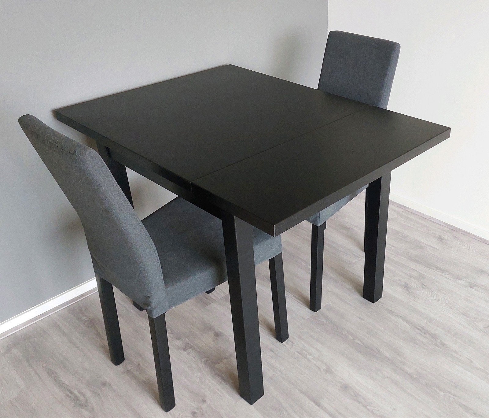 Ikea Nordviken klaptafel zwart + 2 stoelen donkergrijs, Ophalen, Gebruikt, 50 tot 100 cm, Tot twee personen