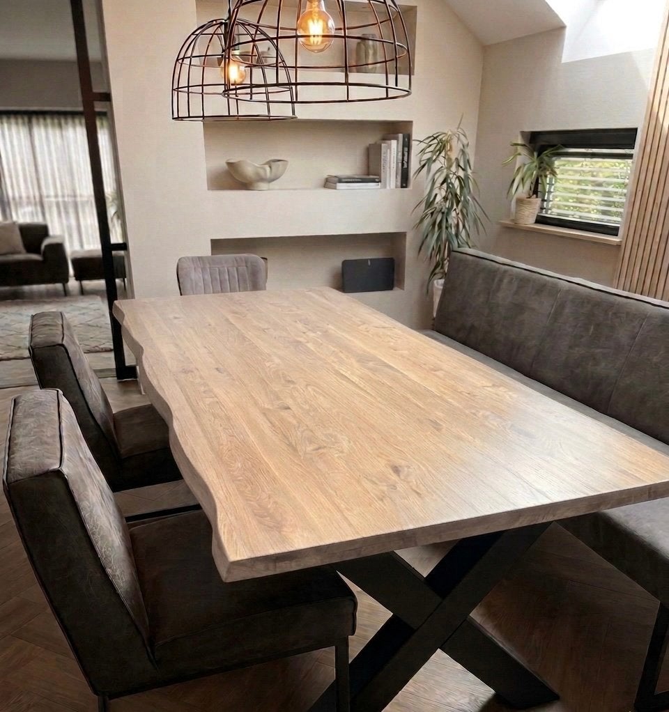 Eetkamerset eiken boomstamtafel 240, 6 stoelen en een bankje, Ophalen, Zo goed als nieuw