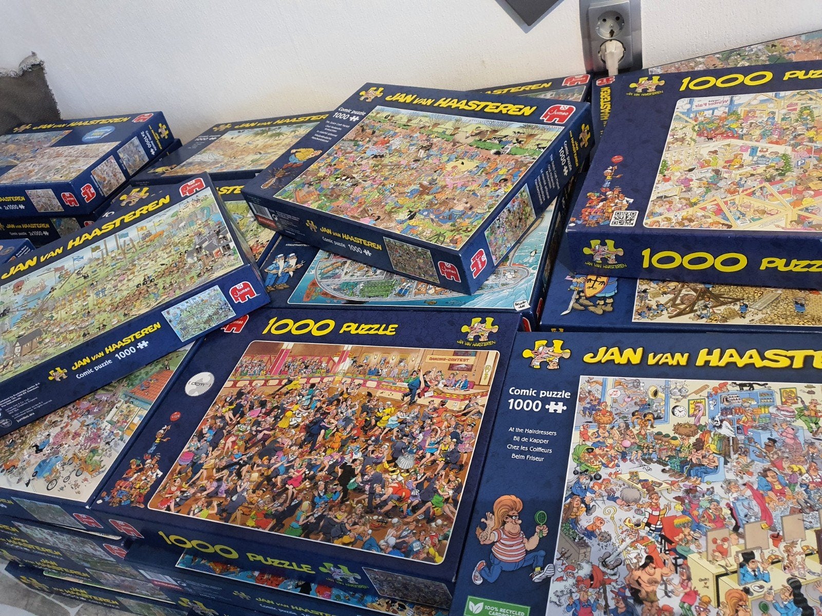 collectie Jan van Haasteren puzzels (vnl 1000 stukjes), Ophalen, 500 t/m 1500 stukjes, Zo goed als nieuw, Legpuzzel