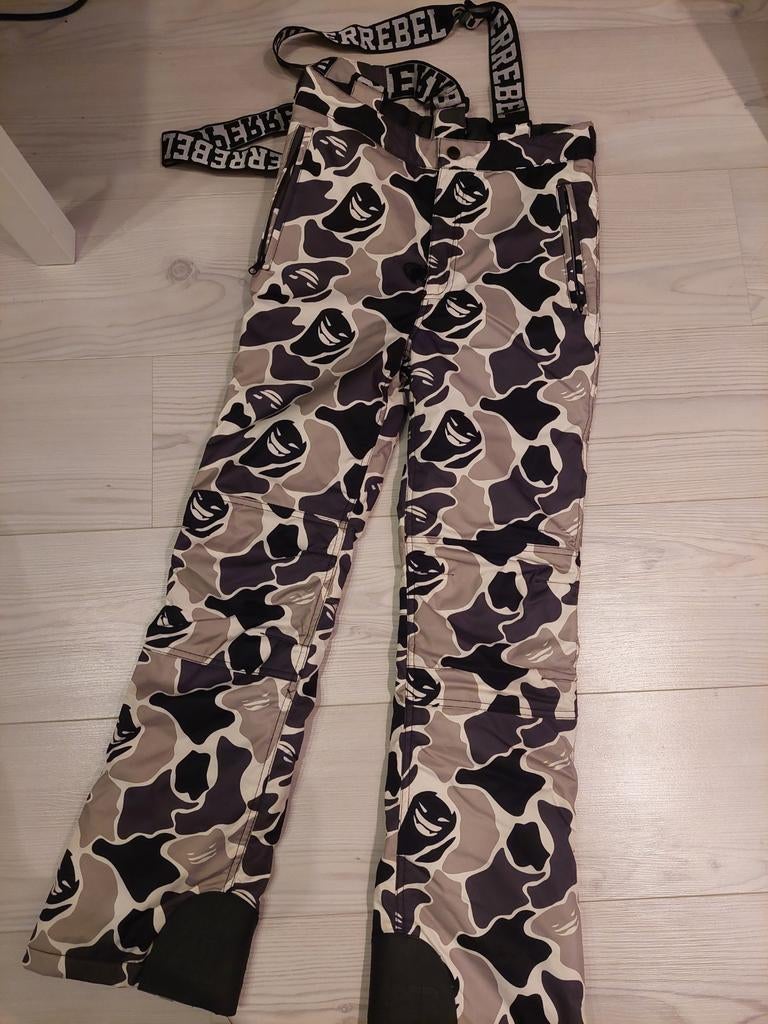 Superrebel skibroek maat 152, Broek, Jongen of Meisje, Ophalen of Verzenden, Zo goed als nieuw