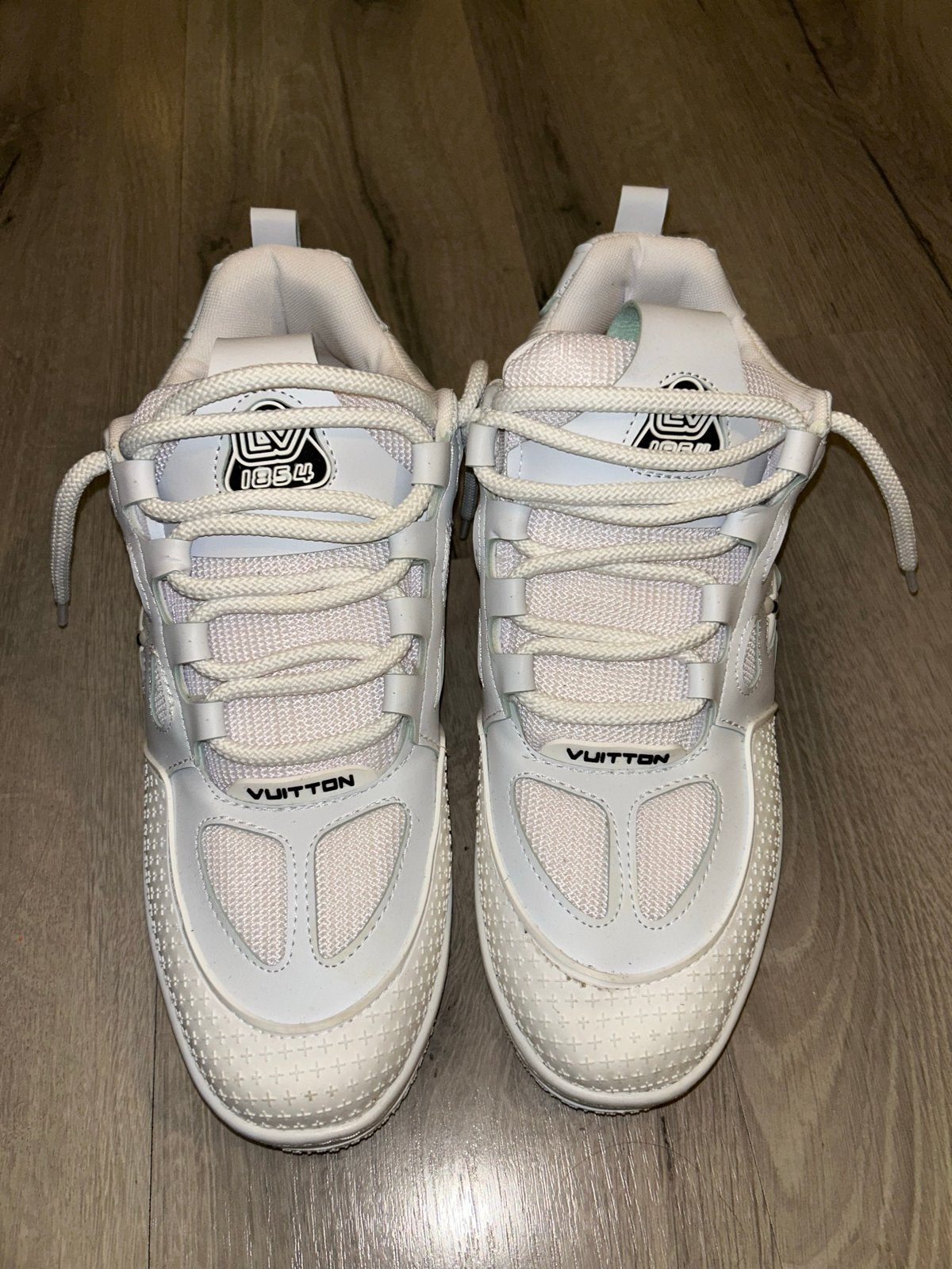 Louis Vuitton schoenen maat 44, Ophalen of Verzenden, Zo goed als nieuw, Wit, Sneakers of Gympen