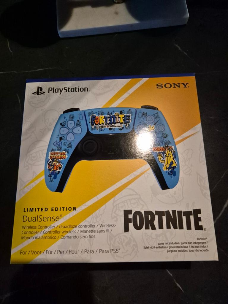 PS5 DualSense Controller - Fortnite Limited Edition, Ophalen of Verzenden, Nieuw, Playstation 5