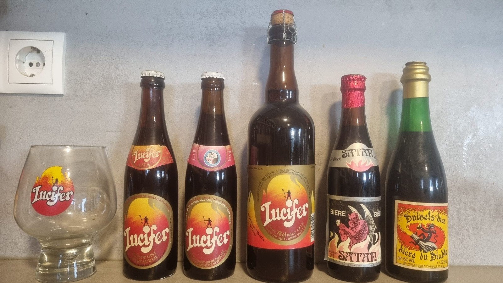 Devil's set: 5x Lucifer, Satan, Duivel – gj '78 & tht <86-90, Verzamelen, Ophalen of Verzenden, Zo goed als nieuw, Flesje(s), Overige merken
