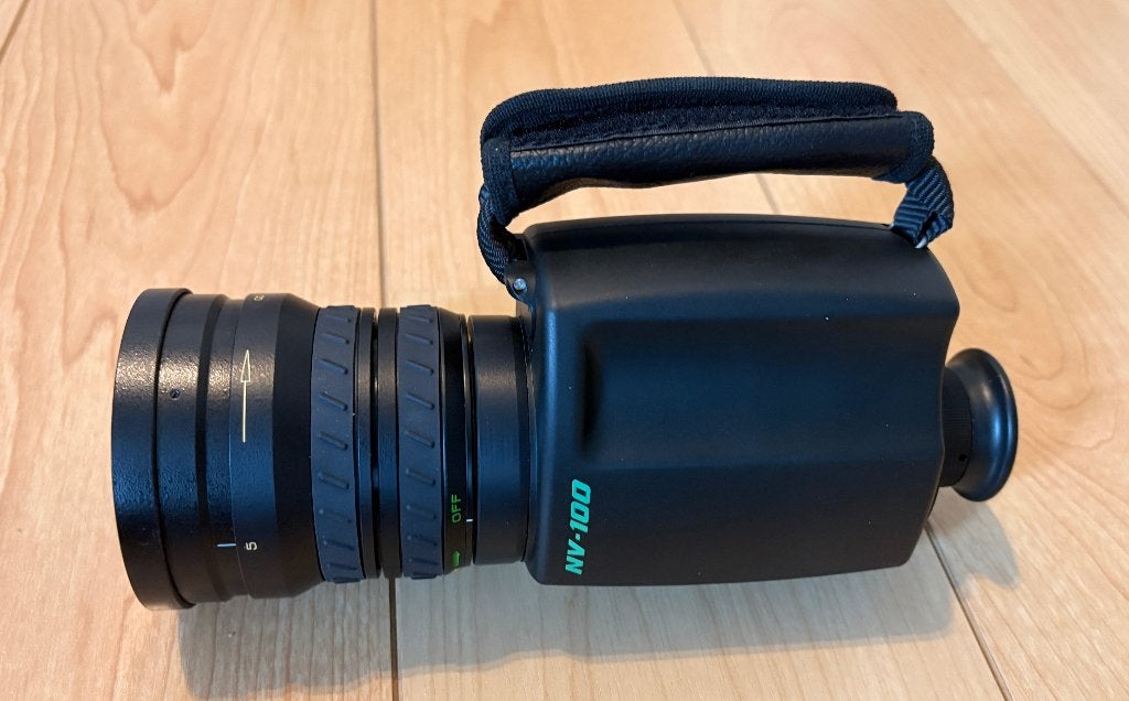 NV-100 Zenit nachtkijker met IR lichtbron, Audio, Tv en Foto, Optische apparatuur | Verrekijkers, Ophalen of Verzenden, Zo goed als nieuw