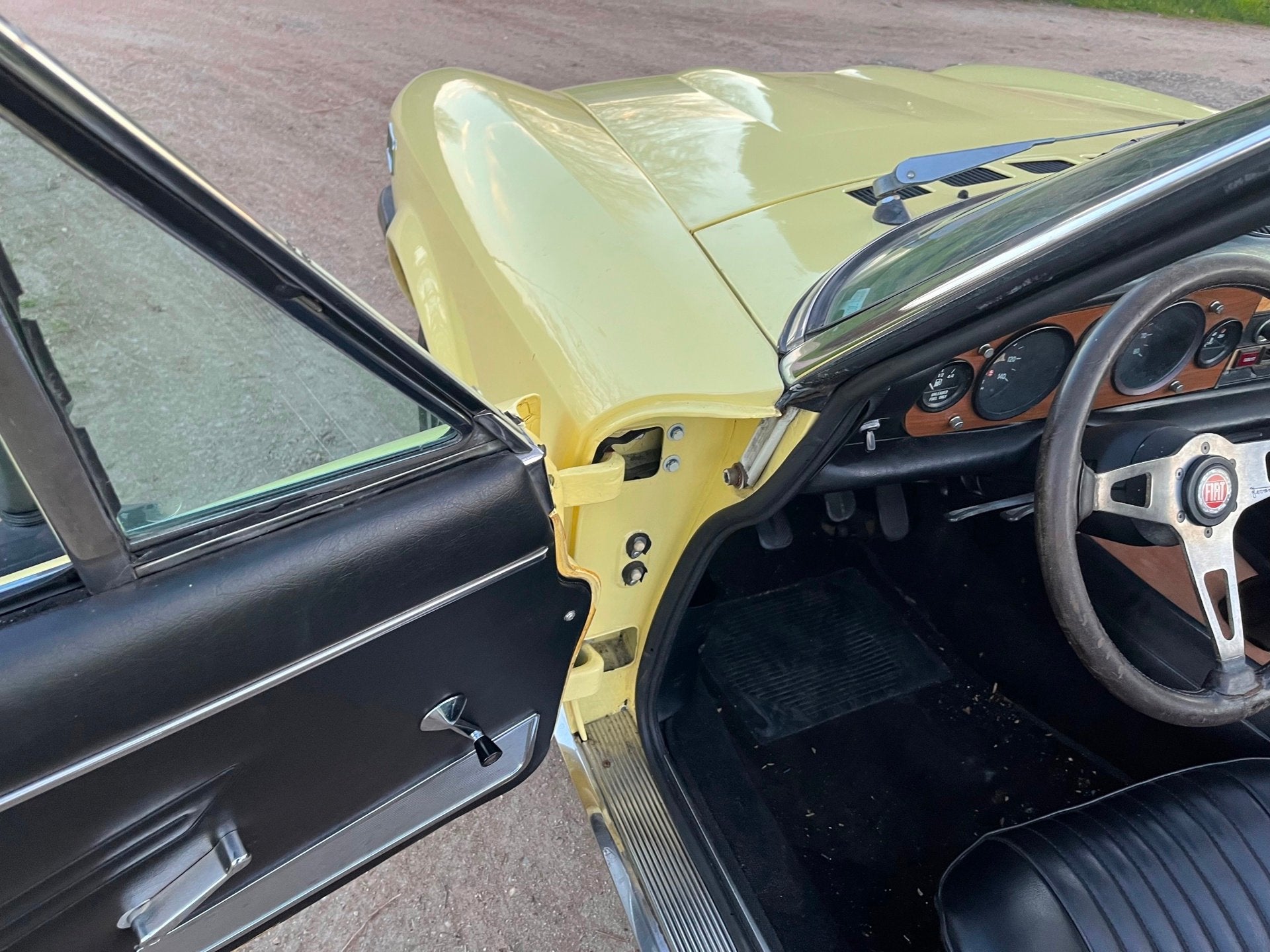Fiat 124 1800 Sport Spider, foto 10