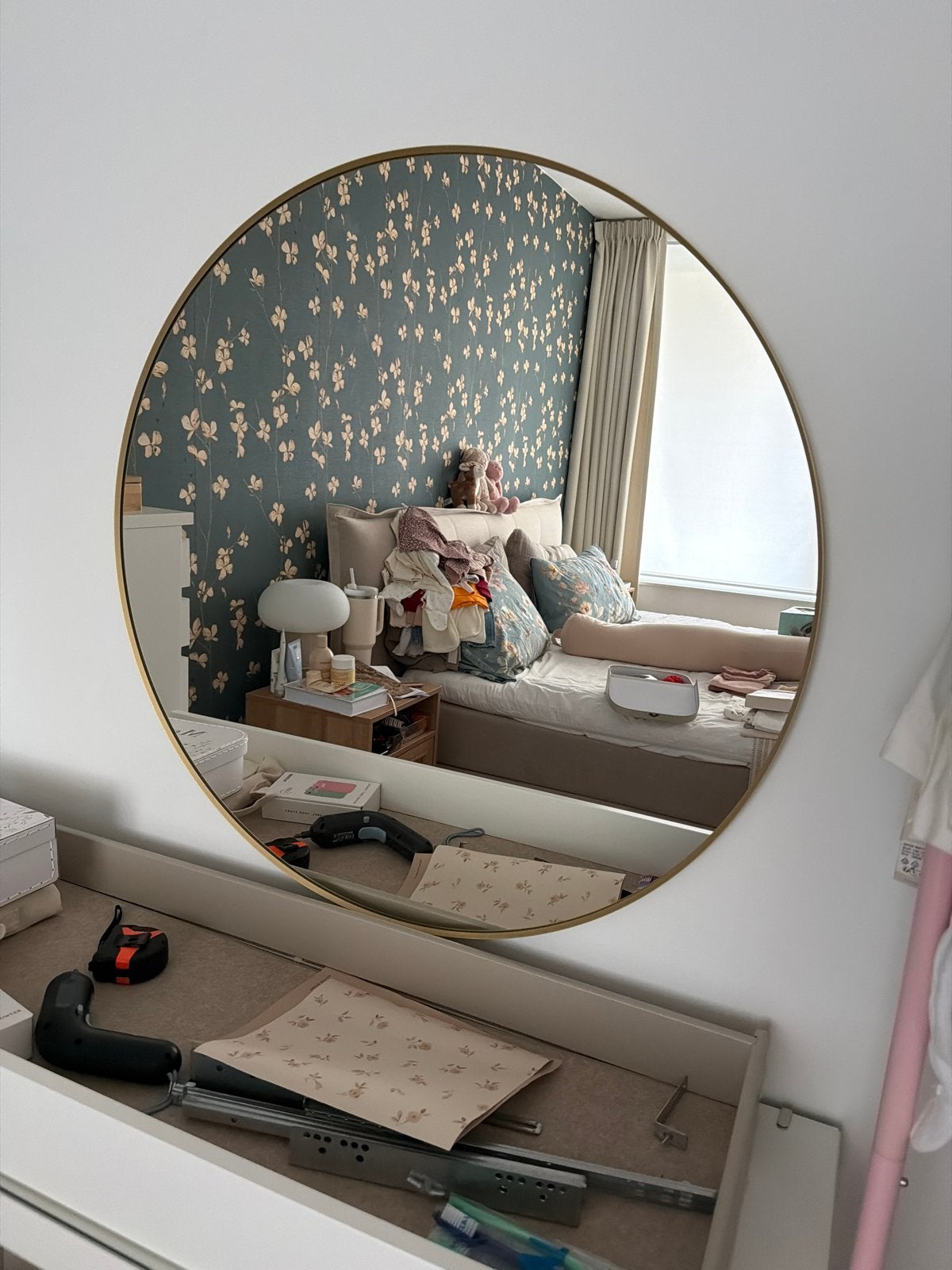 IKEA Rond Goudkleurig Spiegel 80 cm, Rond, Ophalen of Verzenden, Zo goed als nieuw, 75 tot 100 cm