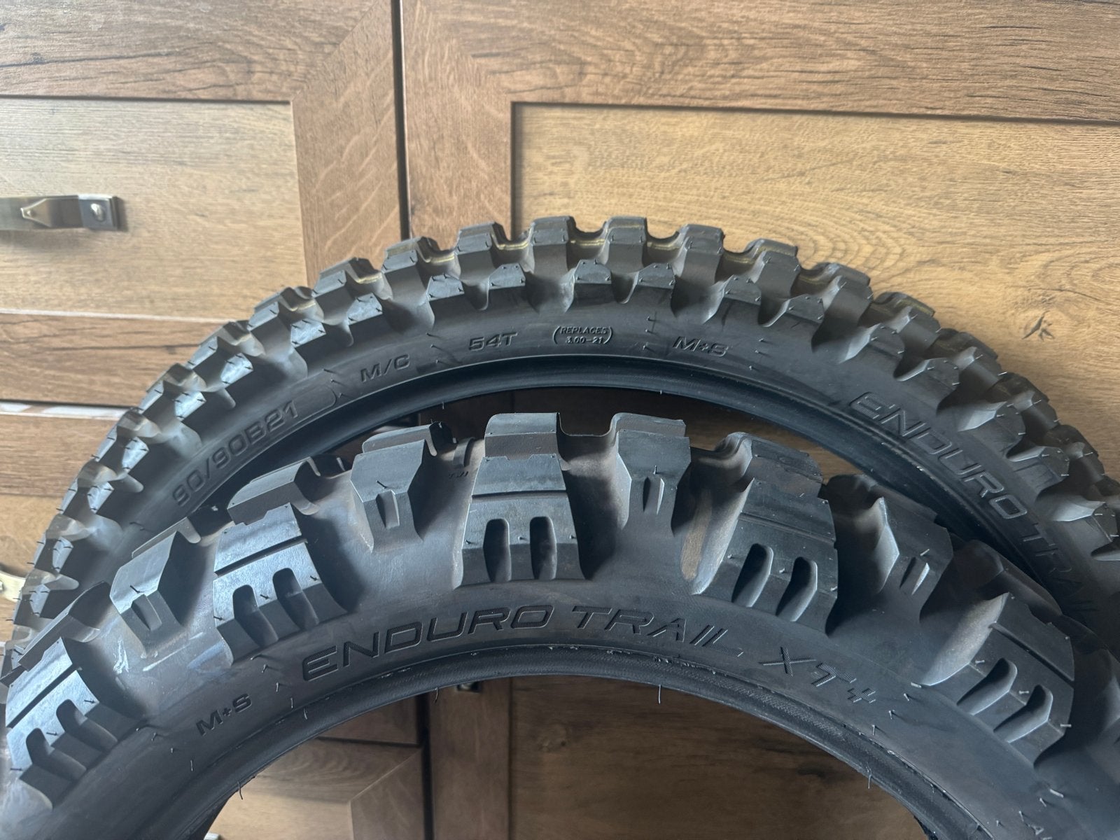 Mitas Enduro Trail XT+ banden (BMW F900GS), Motoren, Ophalen, Gebruikt