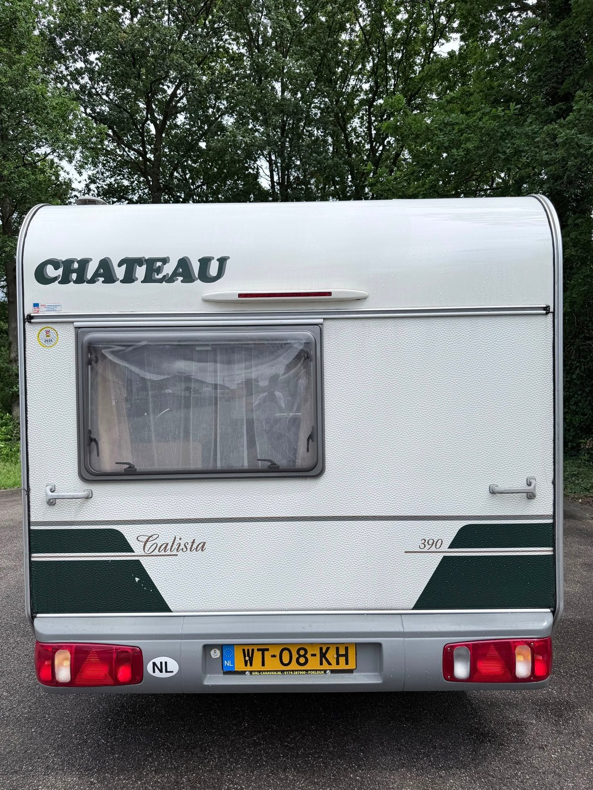 Nette Chateau Calista 390 Caravan uit 1998, Caravans en Kamperen, Chateau, Rondzit, Ringverwarming, Omvormbare zithoek