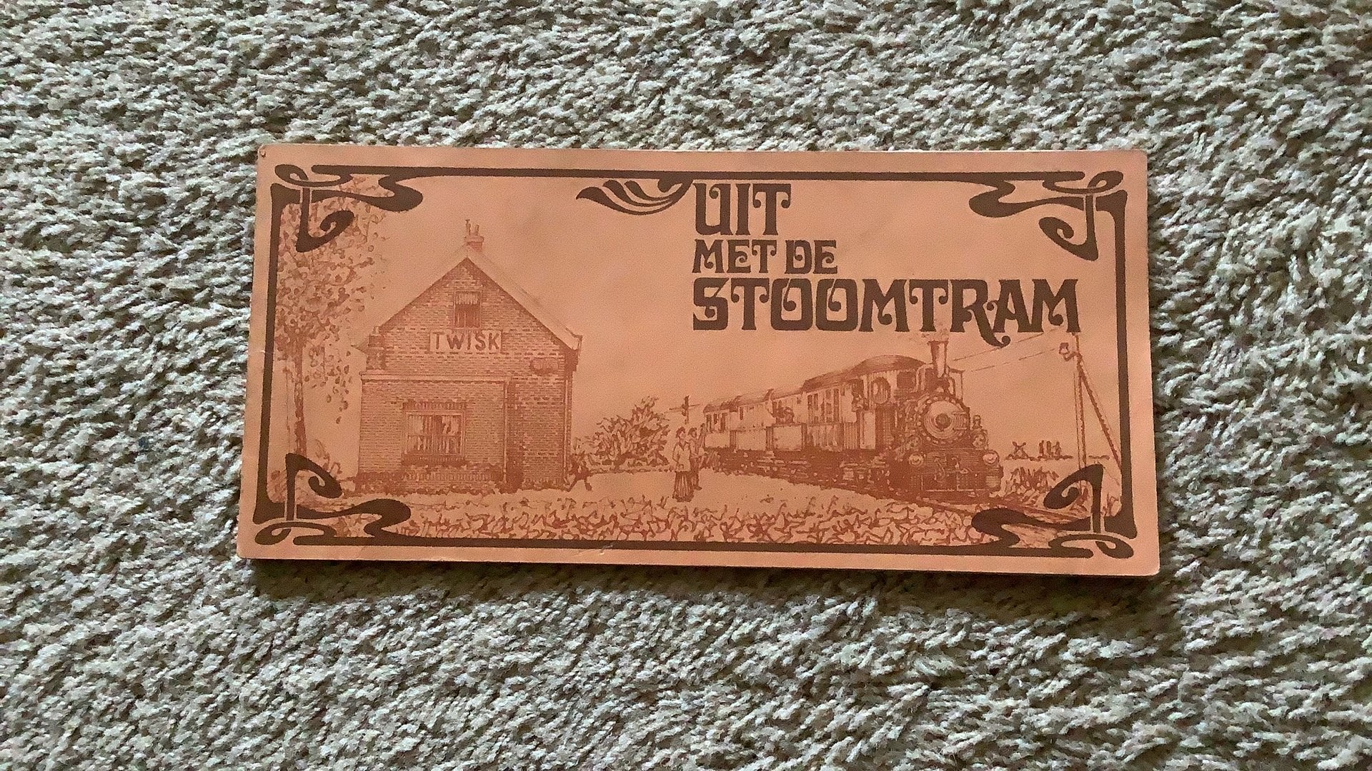 Uit met de stoomtram. 1974., Boeken, Ophalen of Verzenden, Zo goed als nieuw, Tram