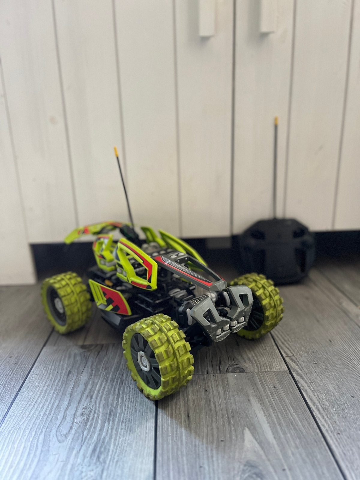LEGO rc 8675 bestuurbare auto, Zo goed als nieuw, Auto onroad, RTR (Ready to Run), Overige schalen