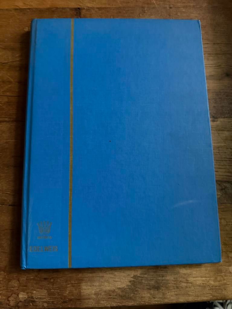 Postzegelalbum met Nederlandse postzegels, Postzegels en Munten, Ophalen of Verzenden, Na 1940, Gestempeld