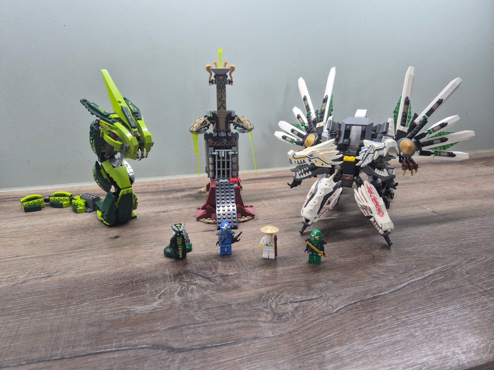 Lego Ninjago 9450 Epic Dragon Battle (4 koppige draak), Lego, Ophalen of Verzenden, Zo goed als nieuw, Compleet