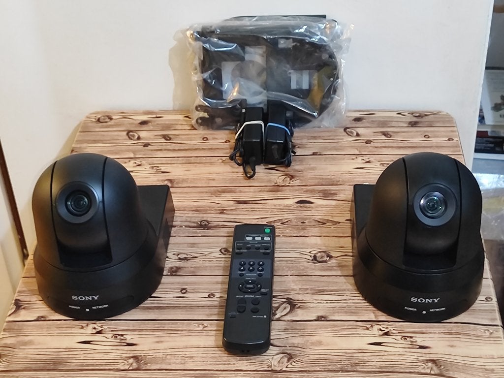 2x SONY SRG x400 3GSDI 4K HDMI NDI Live Streaming IP Camera, Verzenden, Zo goed als nieuw
