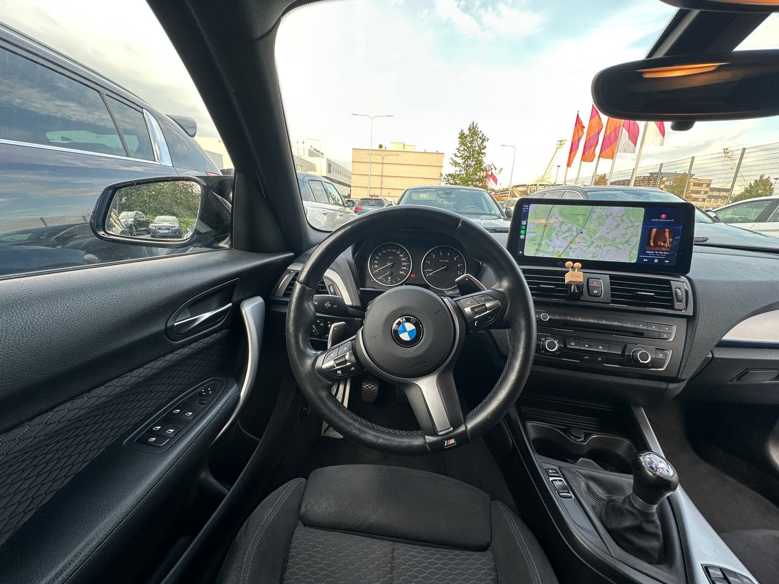 Foto 5 van BMW 1-Serie 116I 100KW 5DR 2012 Blauw M-pakket