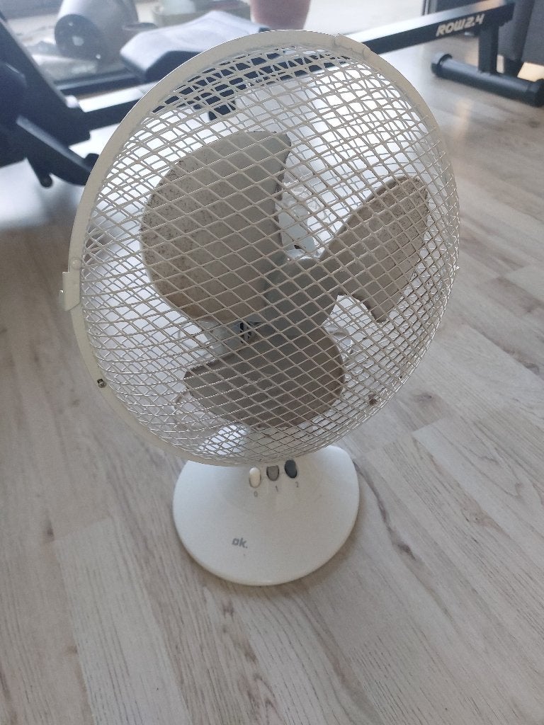 Kleine ventilator - Small fan, Witgoed en Apparatuur, Ophalen, Gebruikt, Tafelventilator