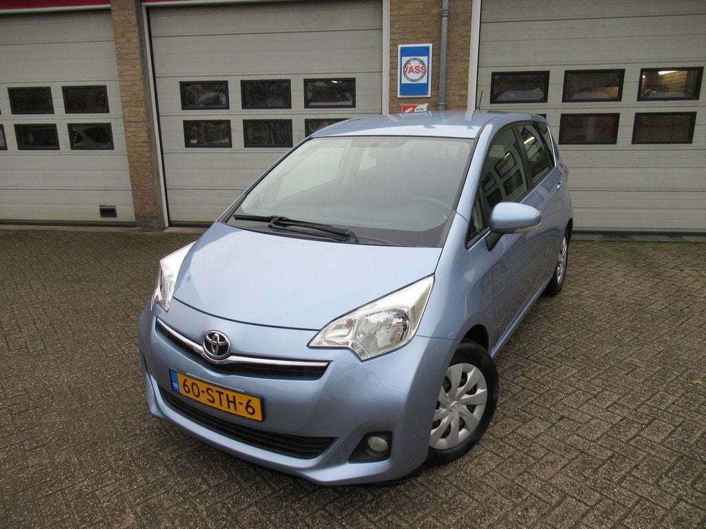 Toyota Verso-S 1.3 VVT-i Aspiration (bj 2011, automaat), Euro 5, 101 pk, Gebruikt, 4 cilinders