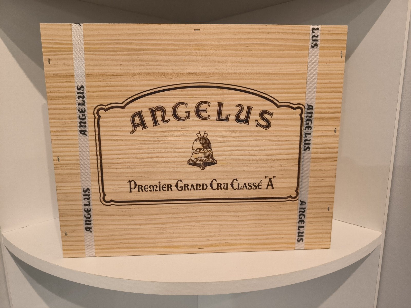 3 x Château ANGELUS 2020 in een koffer, Verzamelen, Verzenden, Zo goed als nieuw, Frankrijk, Rode wijn