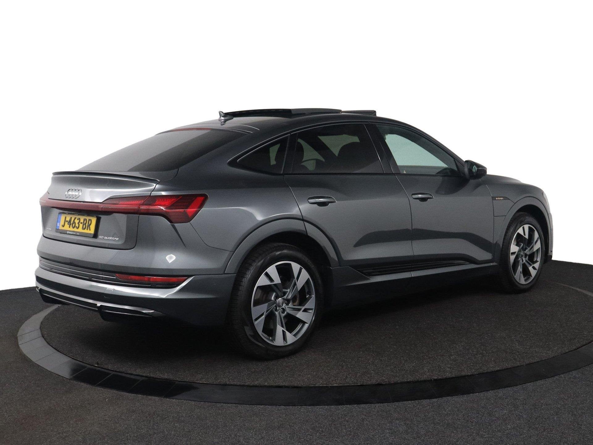 Audi e-tron Sportback 50 quattro S edition 71 kWh |NAP|DOH|M, Auto's, Automaat, 71 kWh, Automatische klimaatregeling, SUV of Terreinwagen