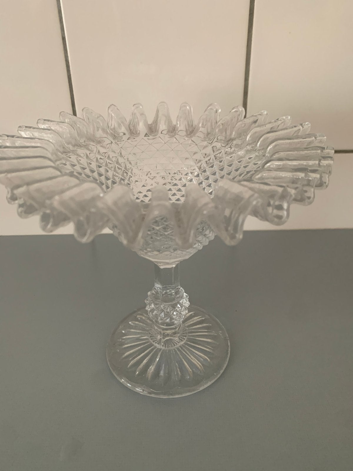Vintage Glazen Bonbonschaal op Voet - Elegant Design, Antiek en Kunst, Ophalen of Verzenden