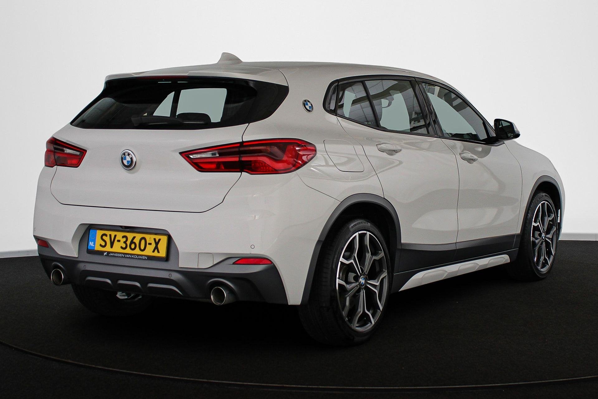 BMW X2 xDrive20i High Executive M Sport X Achteruitrijcamera, Auto's, Automaat, 1998 cc, X2, 2000 kg