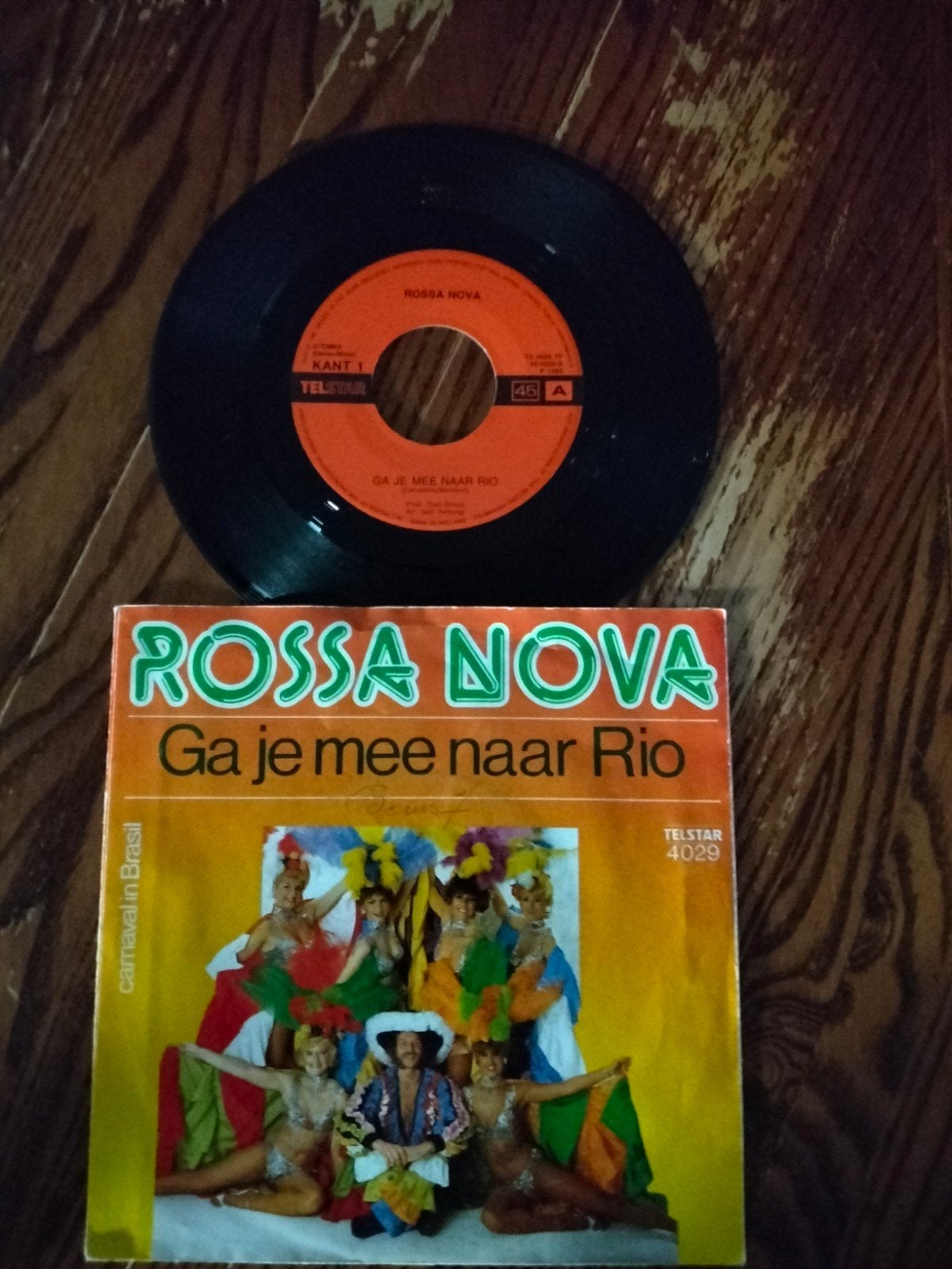 Rossa nova, Ophalen of Verzenden, Zo goed als nieuw, Overige formaten, Levenslied of Smartlap