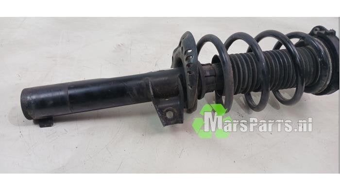 Schokdemperpoot links-voor van een Volkswagen Caddy, Gebruikt, -, Volkswagen, -