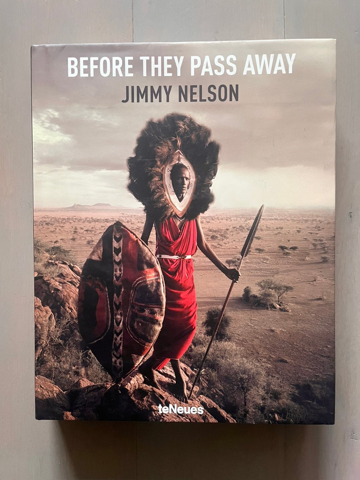 Before they pass away - Jimmy Nelson, Ophalen of Verzenden, Zo goed als nieuw, Fotografen