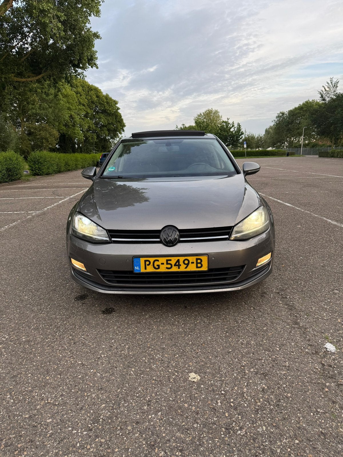Volkswagen Golf 7 1.6 TDI HIGHLINE DSG || PANO || XENON ||, Stof, 4 cilinders, Diesel, 26 km/l