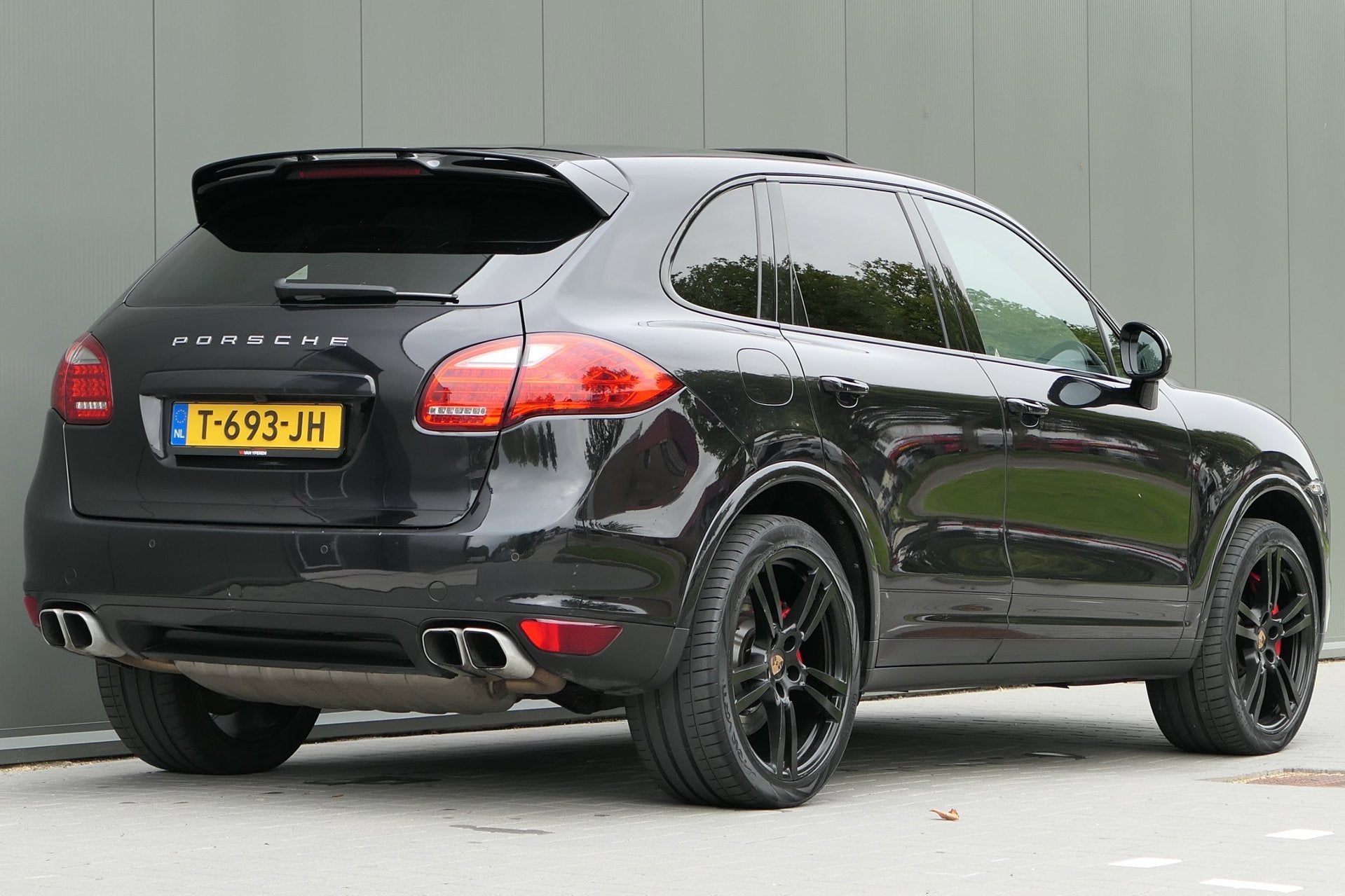 Porsche Cayenne 4.8 Turbo S 550PK Sportchrono BOSE Stoelverk, Auto's, Automaat, Gebruikt, Zwart, Leder