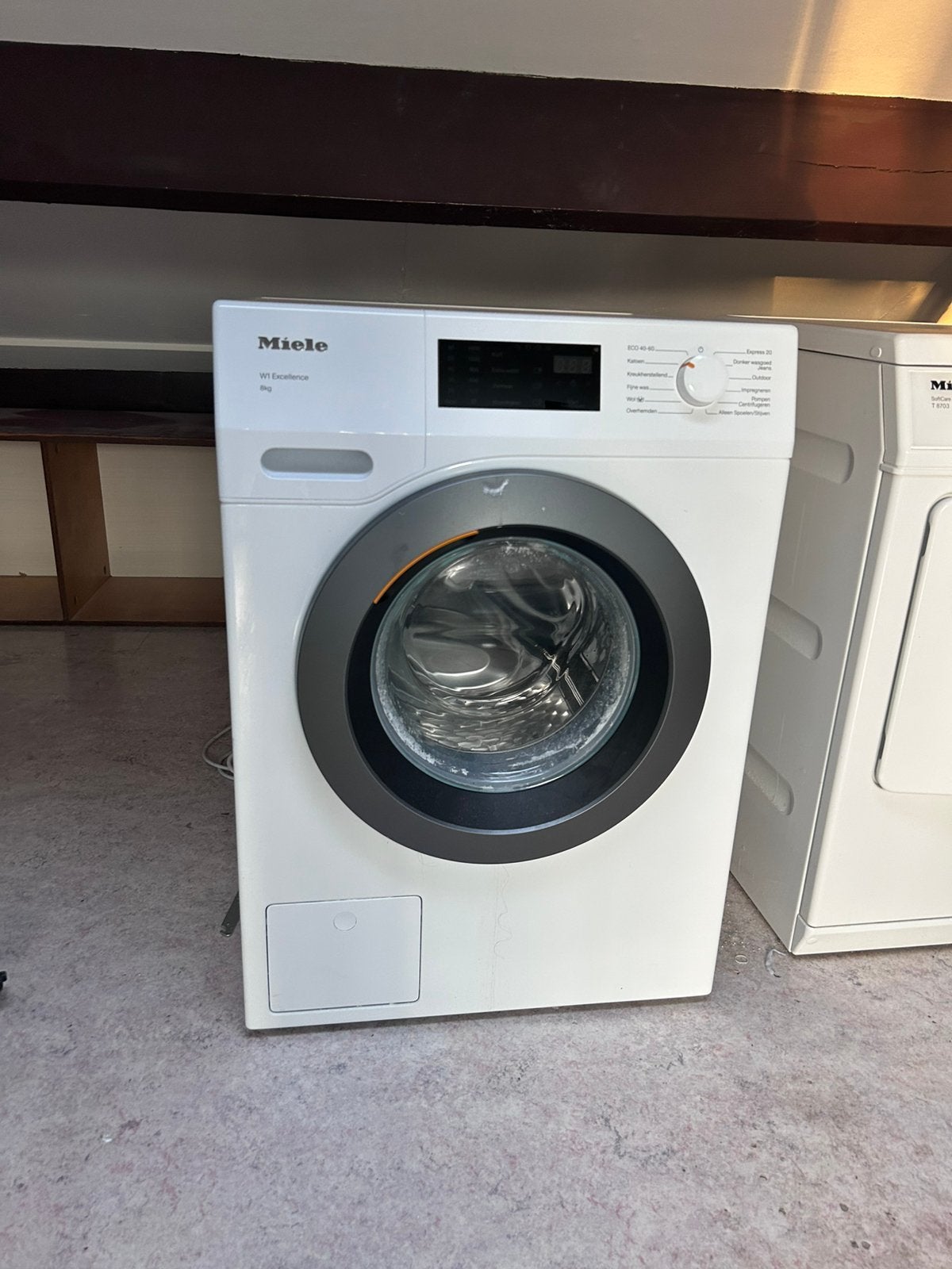 Miele W1 Excellence Wasmachine 8 kg - 4 jaar oud, Ophalen, Gebruikt, 8 tot 10 kg, 1600 toeren of meer