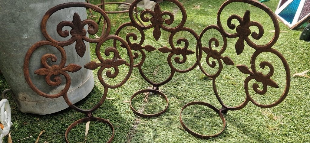 3 sierlijke gietijzeren plantenhangers met ring (brocante), Gebruikt, Minder dan 60 cm, Ophalen of Verzenden, Balkon