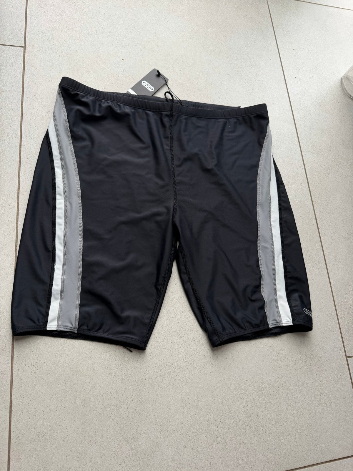 INQ Zwemshort Zwart/Grijs XXL - Nieuw met kaartje, Ophalen of Verzenden, Overige maten, Meerkleurig, Zwemshort