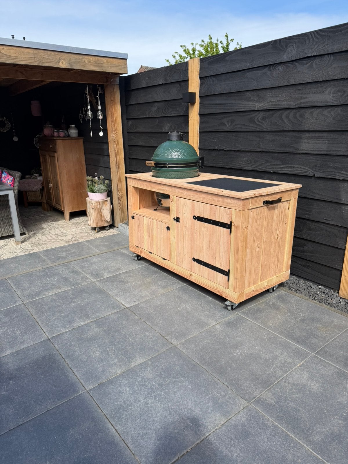 Barbecue Big GreenEgg medium incl meubel, Ophalen, Zo goed als nieuw, Houtskool, Inbouw