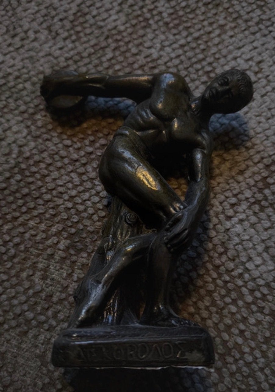 Bronzen beeld van de Discuswerper, klassieke stijl, Antiek en Kunst, Minder dan 20 cm, Ophalen of Verzenden, Beeld, Bruin