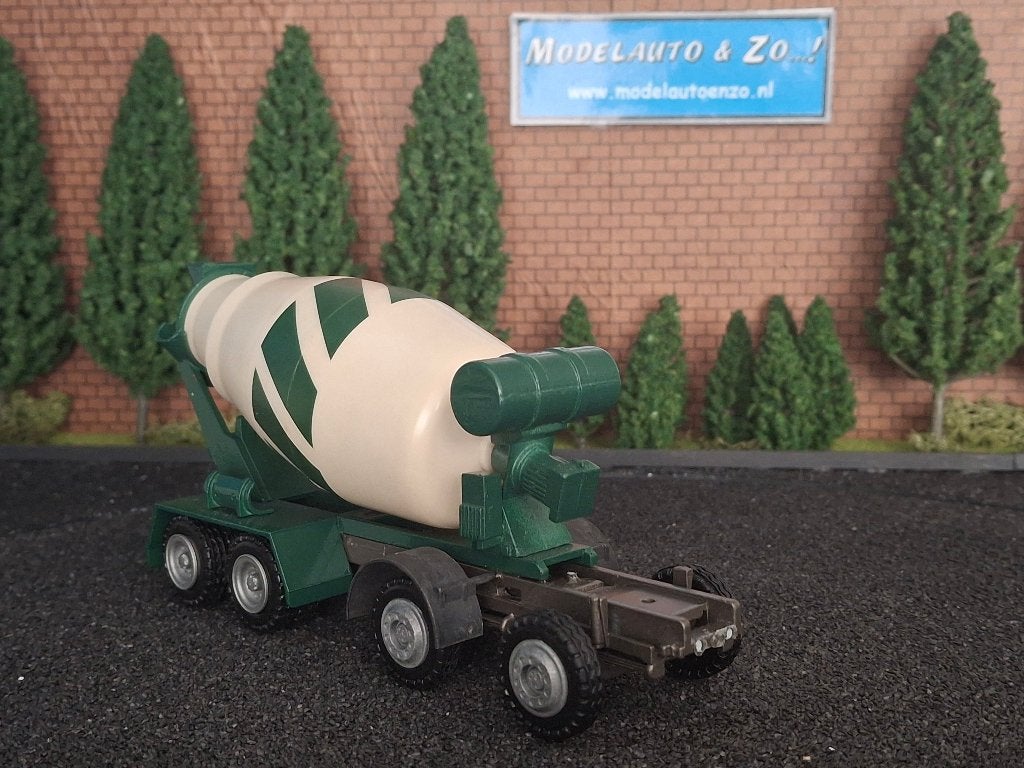 Betonmixer opbouw Conrad 1/50 In nieuwstaat, Hobby en Vrije tijd, Ophalen of Verzenden, Nieuw, Bus of Vrachtwagen, Conrad