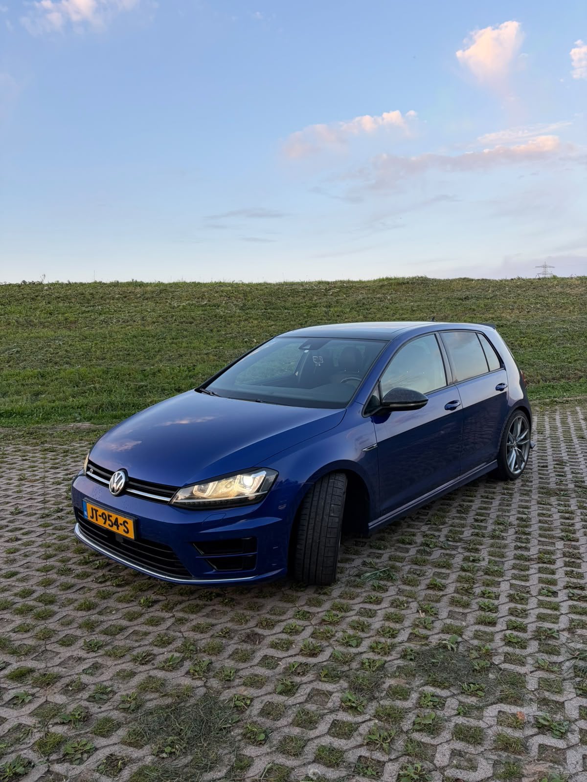 Golf 7 R 415PK | 4Motion | DSG | PANO | lapiz blue |, Automaat, 4 cilinders, 1984 cc, Blauw