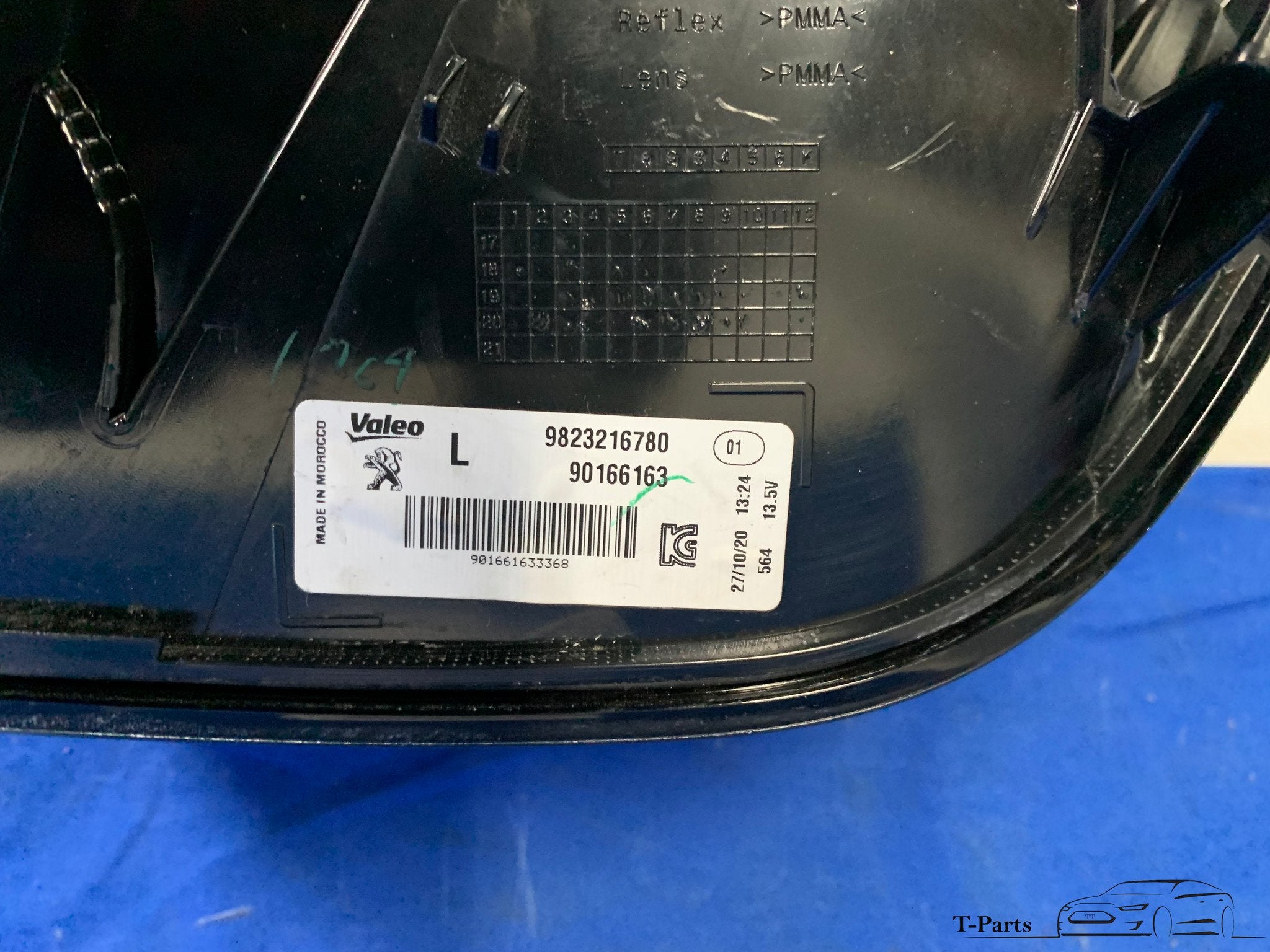 Peugeot 208 achterlicht links lamp achter 9823216780, Info@fabrikant.eu, Fabrikant BV, Nieuw, Ophalen of Verzenden