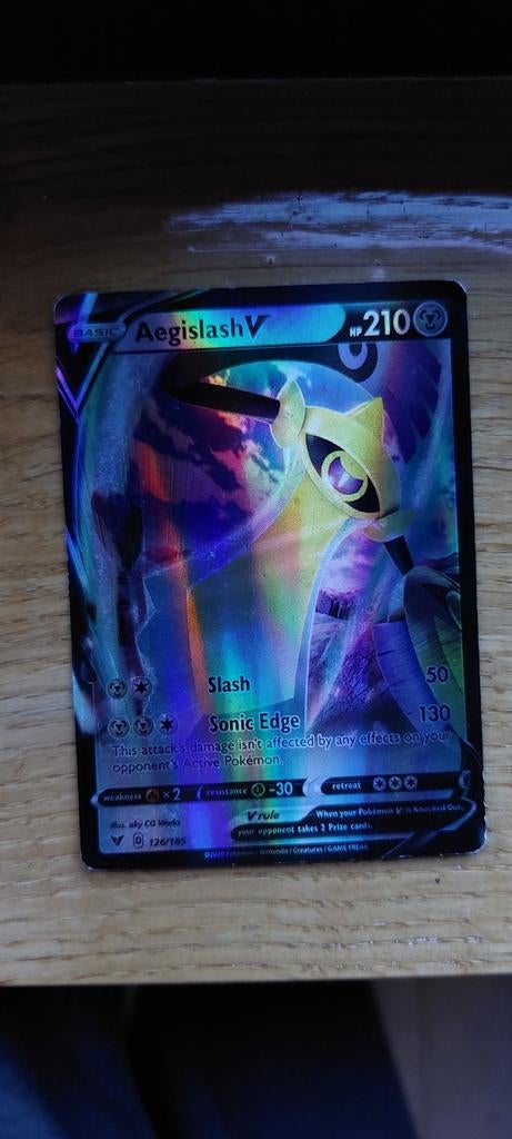 Aegislash V Pokémon kaart (2020), Ophalen of Verzenden