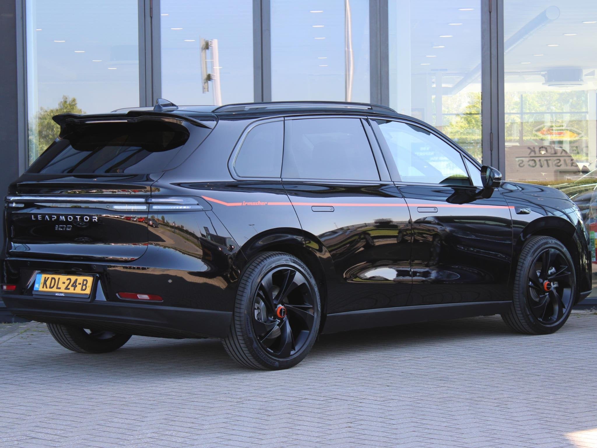 Leapmotor C10 Design ProMax AWD 81.9 kWh Irmscher 2/100, Auto's, Leapmotor, Automaat, 12 maanden, 82 kWh, Zwart