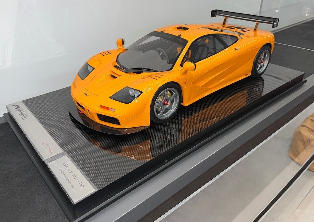 McLaren F1 LM Oranje 1:8 van Amalgam, Hobby en Vrije tijd, Ophalen of Verzenden, Nieuw, 1:5 t/m 1:8, Auto