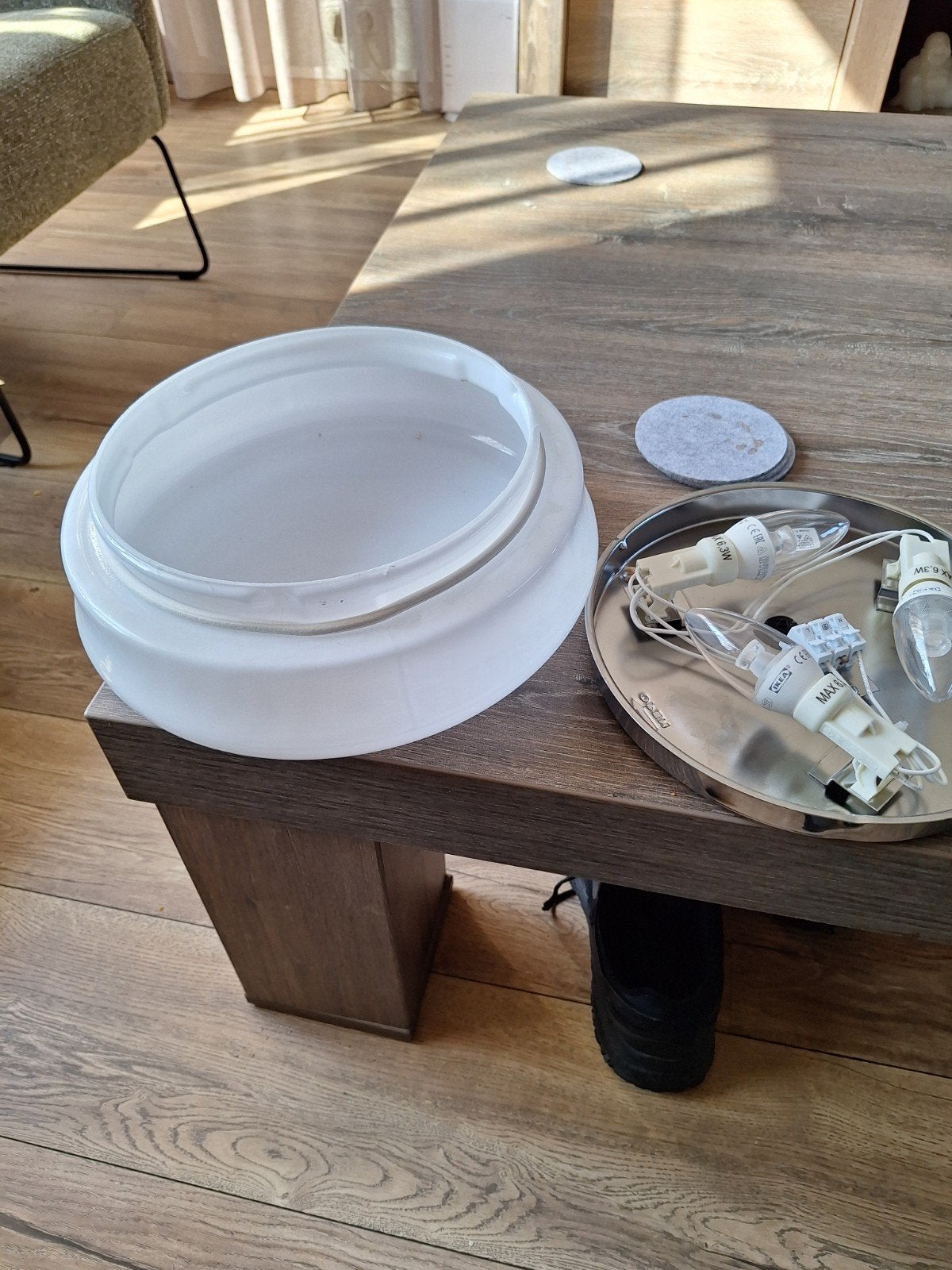 Plafondlamp voor vochtige ruimtes - Wit, modern design, Huis en Inrichting, Ophalen of Verzenden, Gebruikt
