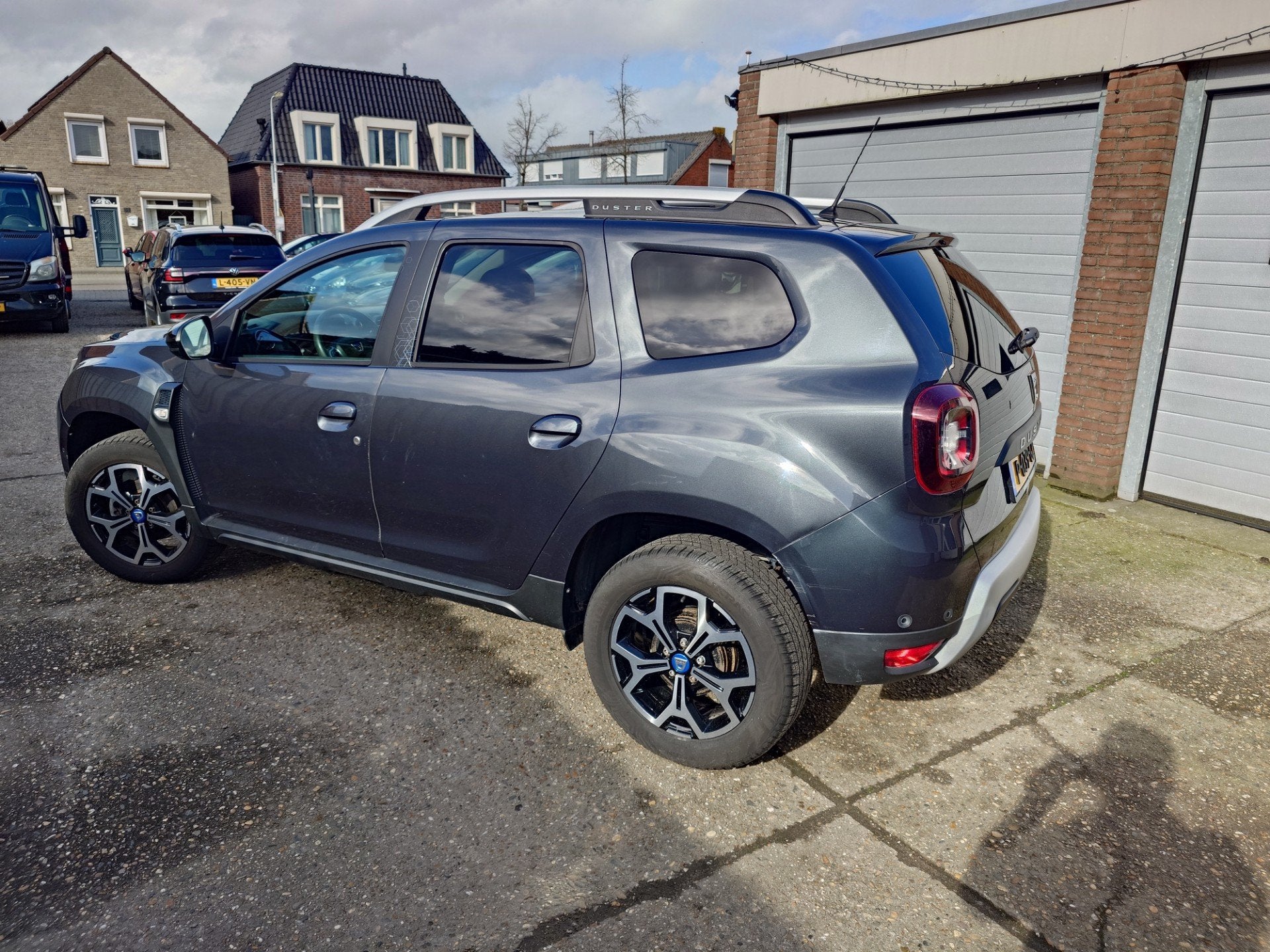 Dacia Duster 1.3 TCe Prestige, 1e Eigenaar Dealer onderhoude, Auto's, Dacia, Dealer onderhouden, Gebruikt, Duster, 665 kg