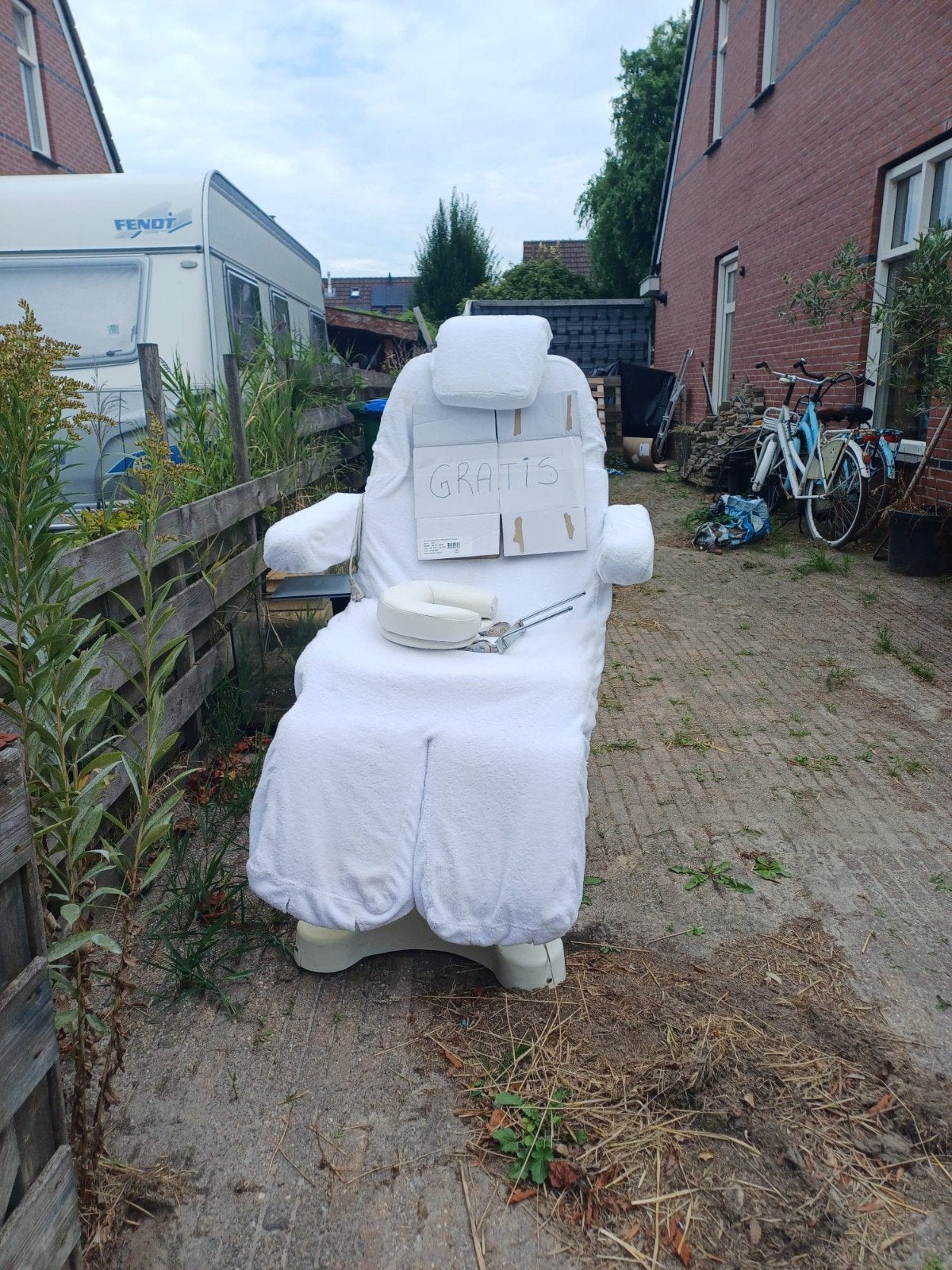 Gratis behandelstoel/massagestoel, Huis en Inrichting, Stoelen, Ophalen, Gebruikt, Wit, Kunststof